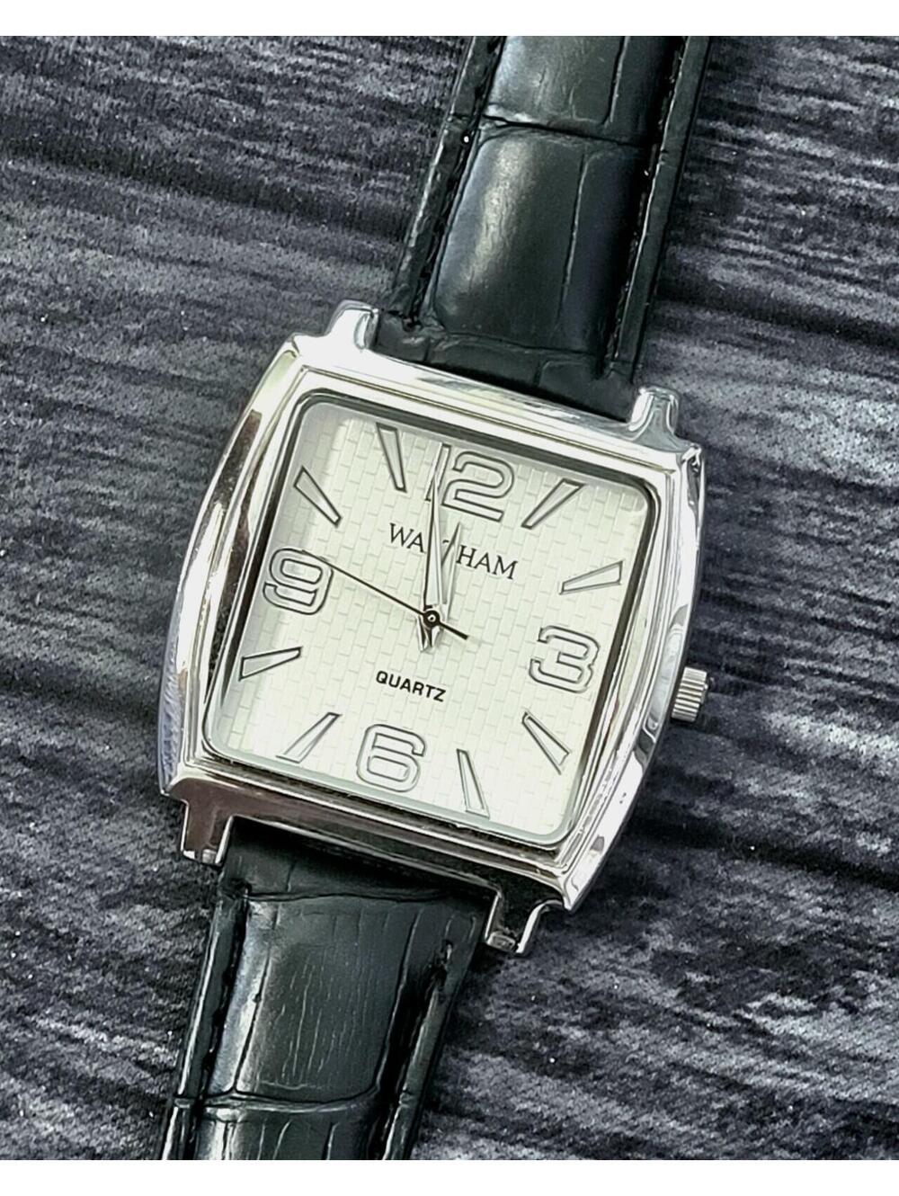 Rare Condition Vintage Waltham Avant Garde Mens Dress Watch